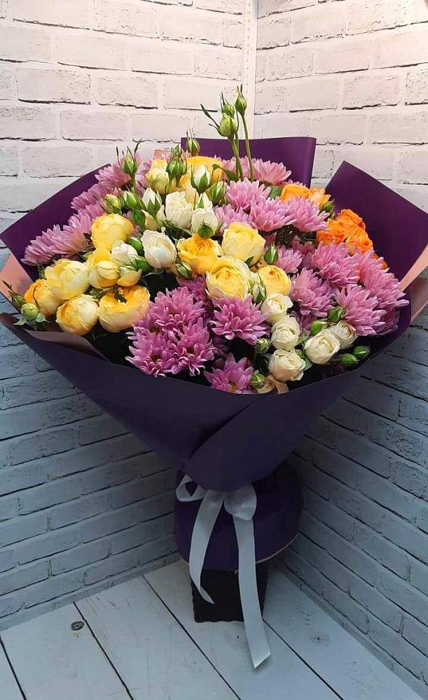 Букет цветов из: Хризантемы и Розы в Раздолинск