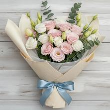 Букет цветов из:  Лизиантусы в Раздолинск