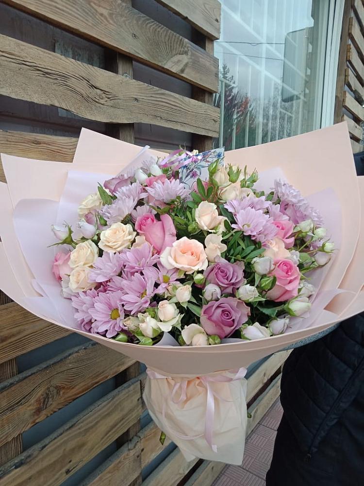 Букет цветов из: Розы и Хризантемы в Раздолинск