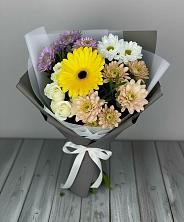 Букет цветов из:  Розы, Герберы и Хризантемы в Раздолинск
