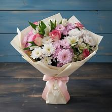 Букет цветов из:  Хризантемы, Альстромерии и Розы в Раздолинск