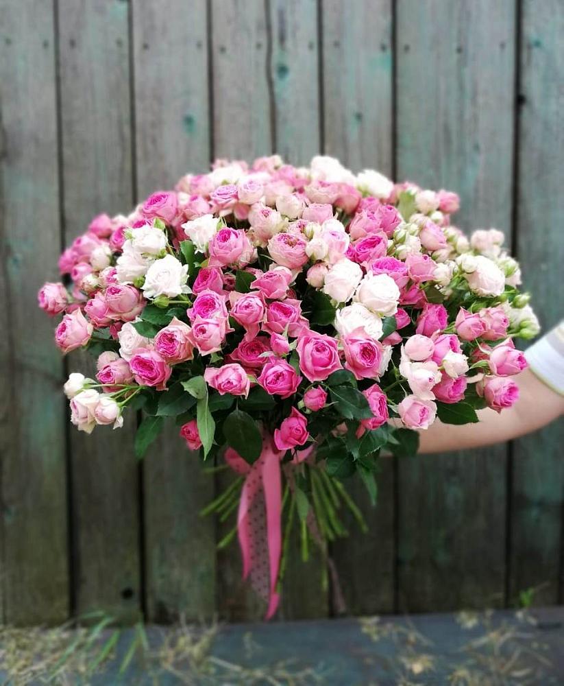 Букет Розовые кустовые розы Натали и Лав Лидия в Раздолинск