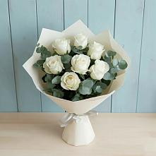 Букет Белые розы в Эвкалипте в Раздолинск