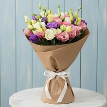 Букет цветов из:  Лизиантусы в Раздолинск