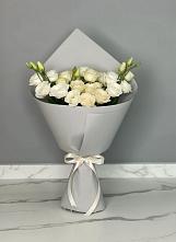 Букет цветов из:  Розы и Лизиантусы в Раздолинск